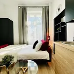 Apartment Oliwa 2-0 *