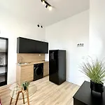 Oliwa 2-0 Apartment *