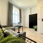 Apartment Oliwa 2-0 Danzig