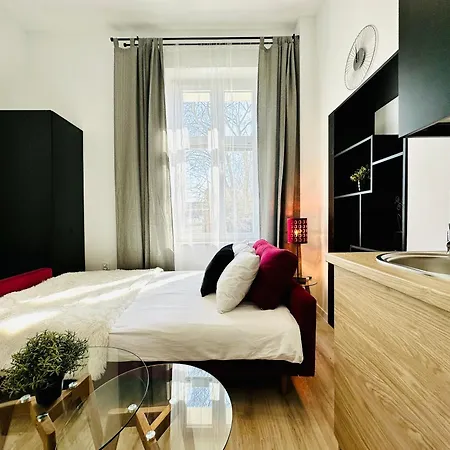 Apartment Oliwa 2-0 *