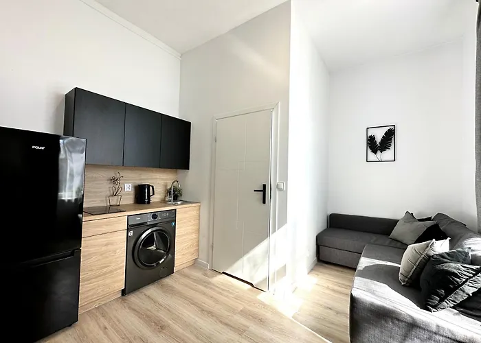 Oliwa 2-0 Apartament