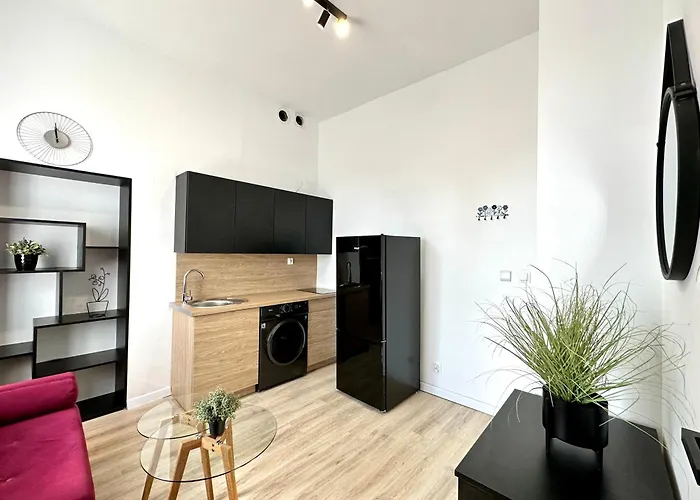 Oliwa 2-0 Apartament *