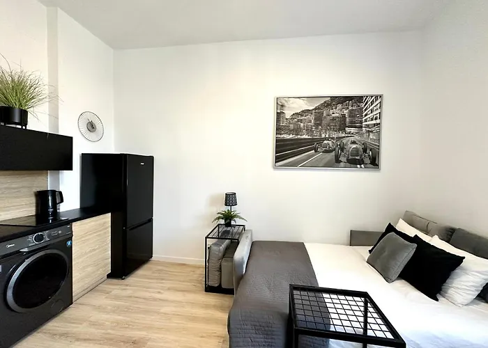 Oliwa 2-0 Apartament Gdańsk